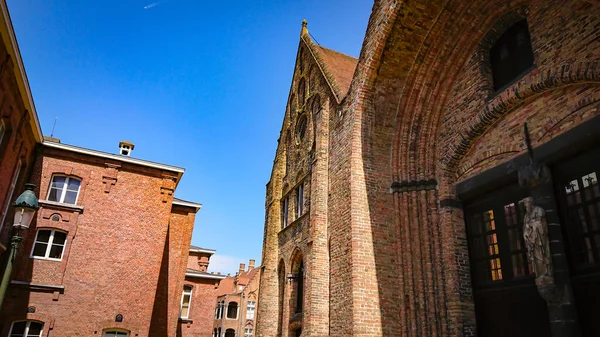 Ein Blick Auf Die Mauern Den Eingang Und Das Dach — Stockfoto