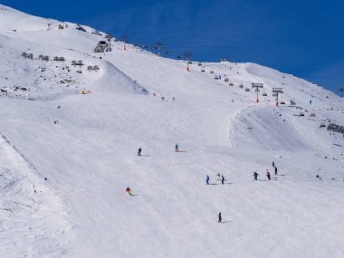 Kayakçı bakımlı yamaç Soelden tatil, Avusturya