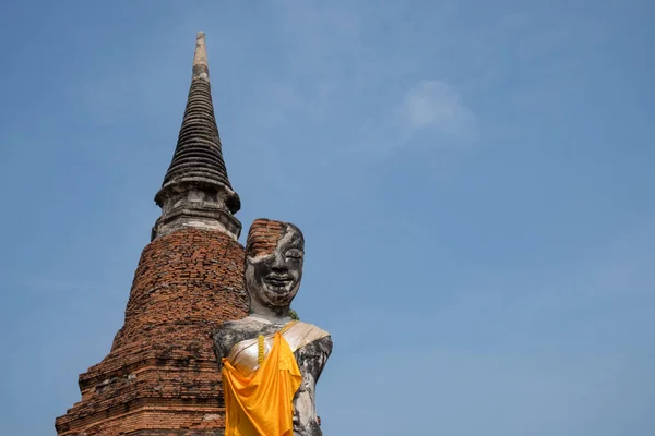 Starożytne posągi Buddy w Ayutthaya. — Zdjęcie stockowe