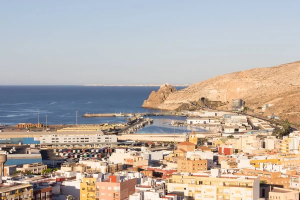 Akdeniz'de gün doğumu