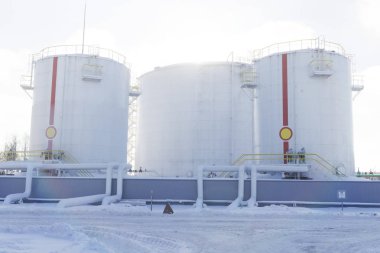 Petrol ürünleri depolama tankları