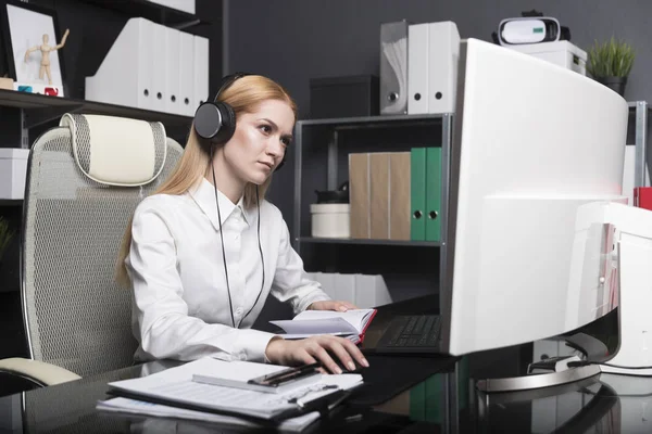 Blonde Girl White Shirt Headphones Working Office — ストック写真
