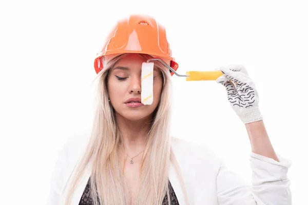 Blonde Does Makeup Construction Roller Painting Walls Concept Incompetence Makeup — Stock Photo, Image