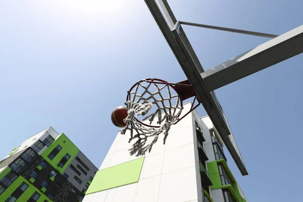 Basket Sta Volando Verso Ring Street Basket Gioco — Foto Stock