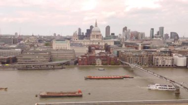 Tate Modern Müzesi'nden Londra manzarası