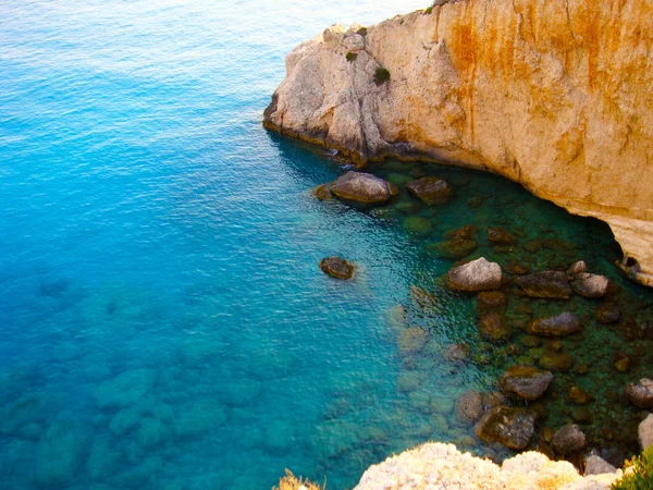 Mar Azul Cristalino Acantilados Grecia Isla Lefkada — Foto de Stock