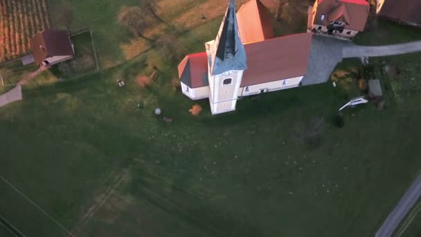 Aerial Flying Small Church Top Small Hill Filming Beautiful Slovenian — Stock Video