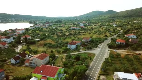 Aéreo Voando Sobre Bela Aldeia Verde Mrljane Ilha Pasman Fotografado — Vídeo de Stock