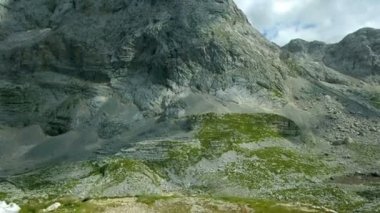 Hava: uçan Vadisi Milli Parkı Triglav Slovenya Yedi Göller.