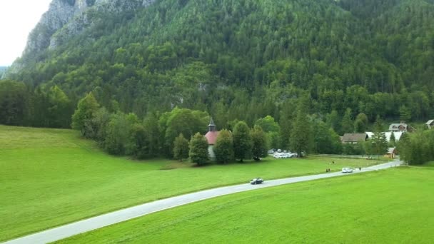 Повітряні Зйомок Вхід Красивих Зелених Полонину Словенії Знятий Поїздку Logarska — стокове відео