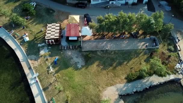 Aérea Volando Sobre Hermosa Bahía Frente Aldea Mrljane Isla Pasman — Vídeo de stock