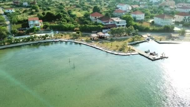 飞越帕斯曼岛上的姆尔贾尼村美丽的海滩 在克罗地亚美丽的亚得里亚海度假 — 图库视频影像