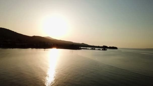 Aérea Filmar Hermosa Puesta Sol Noche Mrljane Isla Pasman Croacia — Vídeos de Stock