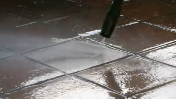 Nettoyage Carreaux Céramique Plancher Extérieur Avec Lave Eau Haute Pression — Video