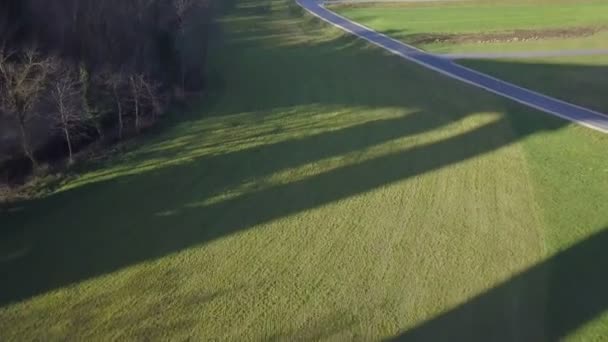 Umfliegende Autobahn — Stockvideo