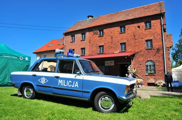 Fso Fiat 125P Milicja Coche Época Komunista Coche Clásico Polaco — Foto de Stock