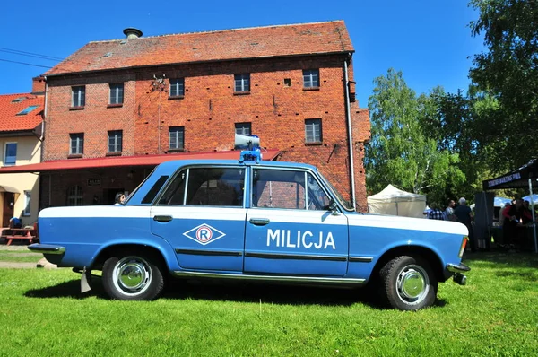 Fso Fiat 125P Milicja Coche Época Komunista Coche Clásico Polaco — Foto de Stock