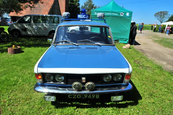 Fso Fiat 125P Milicja Coche Época Komunista Coche Clásico Polaco — Foto de Stock