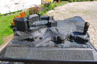 Pieskowa Skala Castle, Polonya, Temmuz 2018. onlar binanın vücut dokunabilirsiniz böylece kör ler için oluşturulan kale modeli.