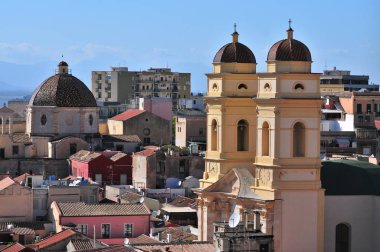Cagliari Şehir Manzarası Bastione di Saint Remy görülen. Cagliari, İtalya, Eylül 2019. 