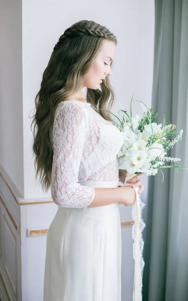 Beautiful Young Bride Long Blond Curly Hair Long White Dress — Stock Photo, Image