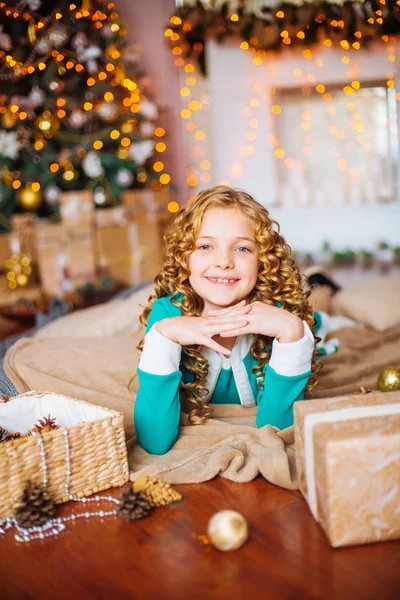 Cute Little Girl Curly Blond Hair Home Christmas Tree Gifts — Stock Photo, Image