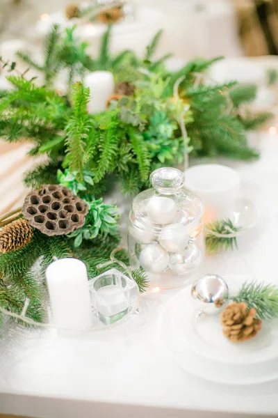 Presentes Caixas Presente Sob Árvore Natal Caixas Bege Com Laço — Fotografia de Stock