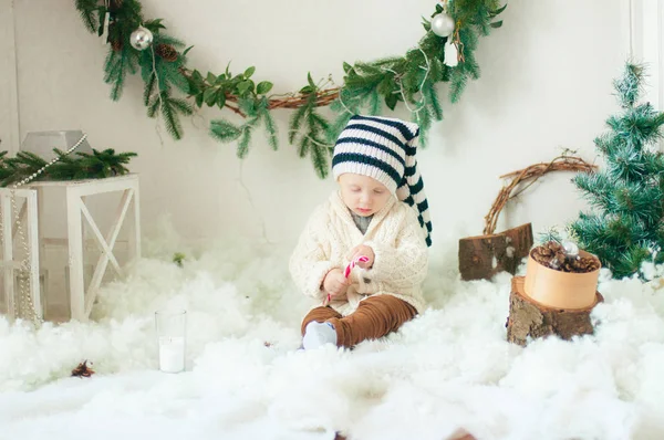 Little Cute Baby Blond Curly Hair Knit Cardigan Warm Hat — Stock Photo, Image