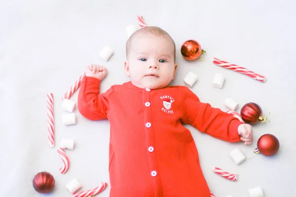 Bayi Natal Pertama Bayi Kecil Yang Cantik Merayakan Natal Liburan — Stok Foto