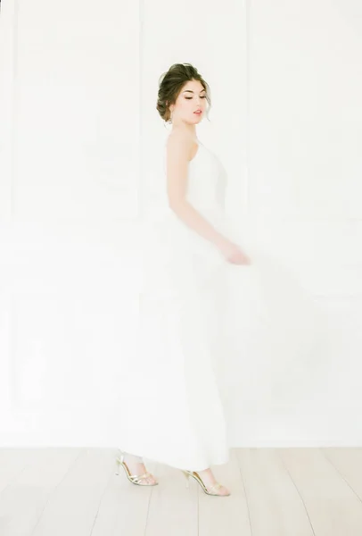 Beautiful Young Bride White Dress Beautiful Decorations Bright Studio — Stock Photo, Image