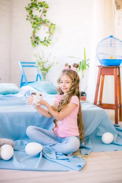 Little Cute Girl Long Curly Hair Bed Little Bunnies Easter — Stock Photo, Image