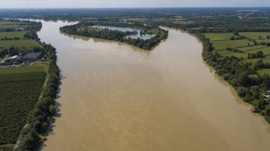 L'Ile De La dron, Aquitaine, Gironde, Bordeaux, Fransa tarafından filme Lande, nehir Garonne, havadan görünümü