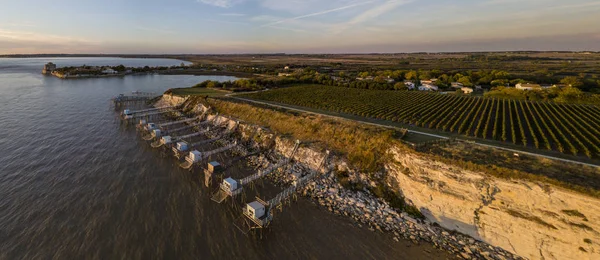 Sainte-Radegonde Ortaçağ Kilisesi, Talmont sur Gironde, Charente Denizcilik, Fransa