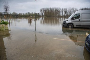 LANGOIRAN, LANGOIRA KUŞAĞI 'NIN Akışı, GARONNE Nehrinden Suyun Yükselişi, Mart 2020, Çukur ÇAkışı