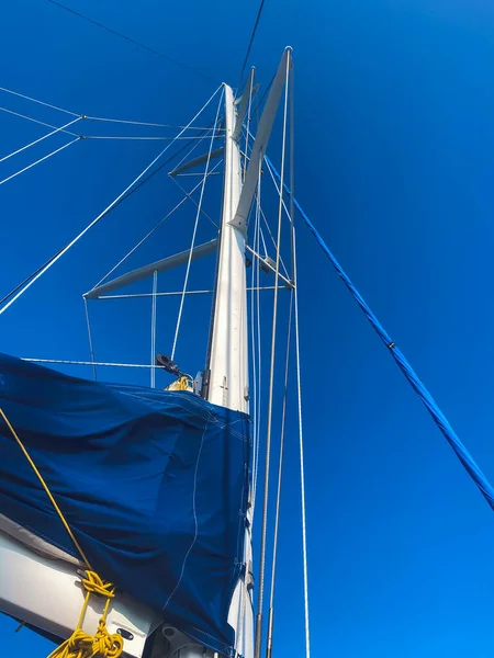 Cayo Santa Maria Kuba 2020 Február Hajó Árboca Kék Ellen — Stock Fotó