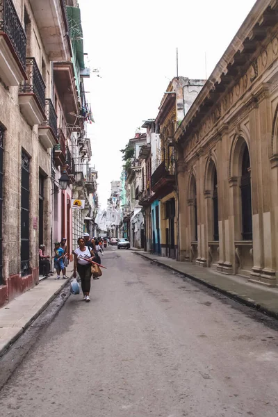 Havana Cuba February 2020 Щоденне Життя Кубинців Вулицях Старої Гавани — стокове фото