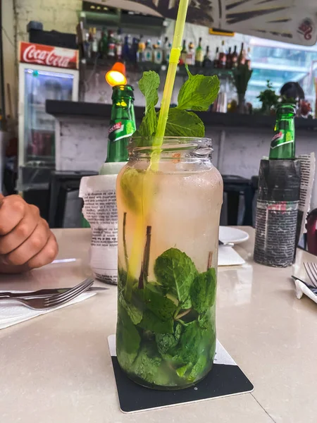 Havane Cuba Février 2020 Cocktail Mojito Sur Une Table Bar — Photo