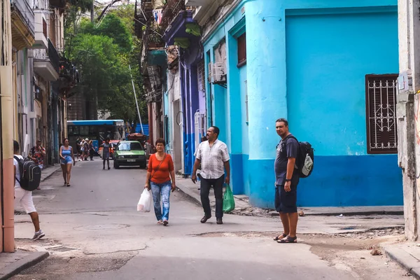Havanna Kuba 2020 Február Kubaiak Mindennapi Élete Öreg Havanna Utcáin — Stock Fotó