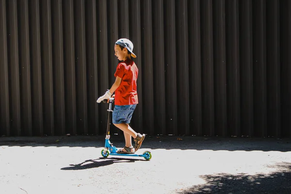 Portrait Little Boy Riding Scooter Park — Stock Photo, Image