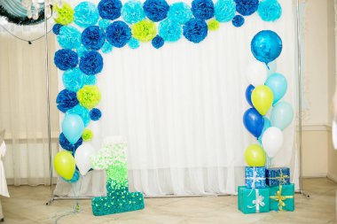 İlk yıl, bir yıl, pasta smash