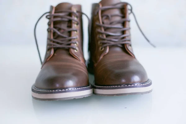 Коричневий Чоловіки Класичні Туфлі — стокове фото