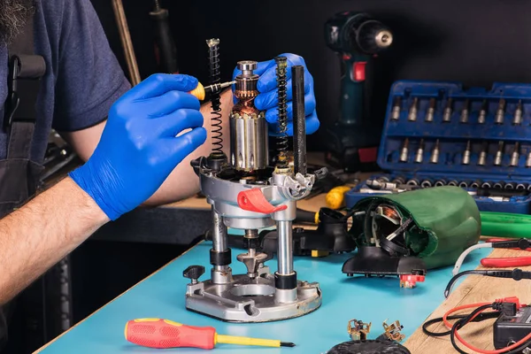 Servis Merkezi güç aletleri tamiri