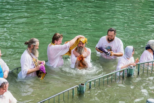 Israel Jordan River 2016 Christliche Pilger Während Der Taufzeremonie Auf — Stockfoto