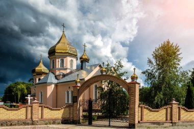 Ortodoks Kilisesi. Kavram - karşıt muhalefet zorlar