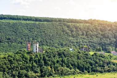 Chervonogorod kalesi kalıntıları ediyor. Zalishchiki, Ukrayna
