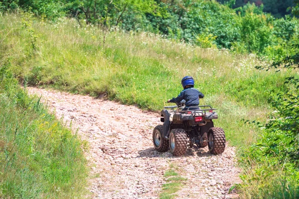 Kırmızı yolda bir ATV gezisi..
