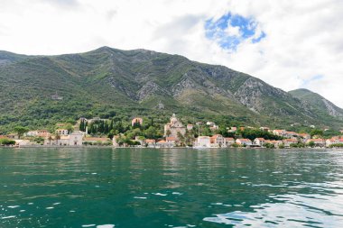 Şehir Perast. Karadağ kenti.