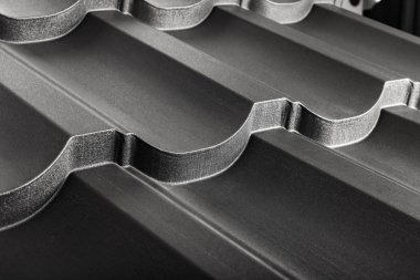 Metal fayans izole. Modern çatı malzemesi. Diyagonal doku