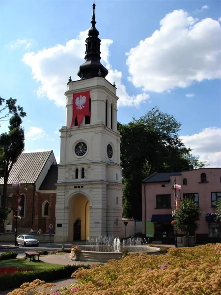 Ville Uniejow Place Marché Tour Église Néo Baroque Pologne — Photo