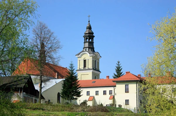 Kerk Van Heilige Geest Jezuïetenklooster Gebouwen Zonlicht Nowy Sacz Polen — Stockfoto